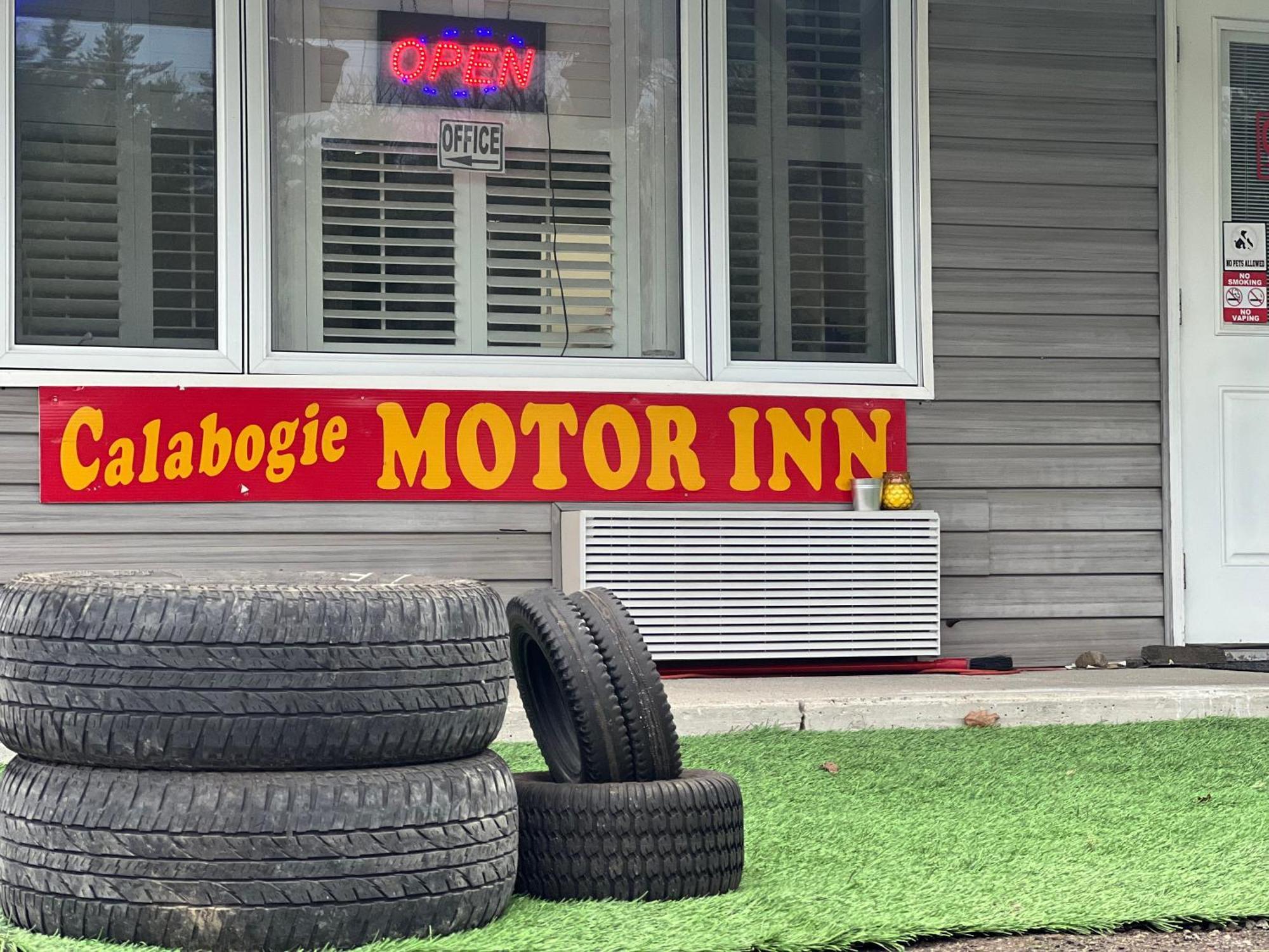 Calabogie Motor Inn Luaran gambar